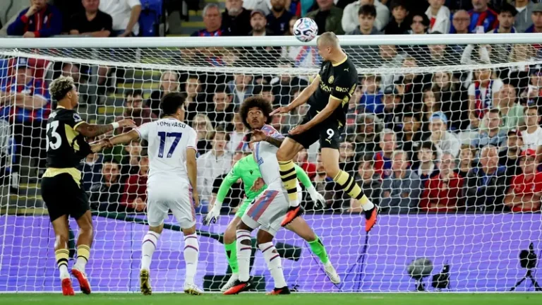 Manchester City Defeats Crystal Palace