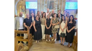 Ahden Honors Expatriates