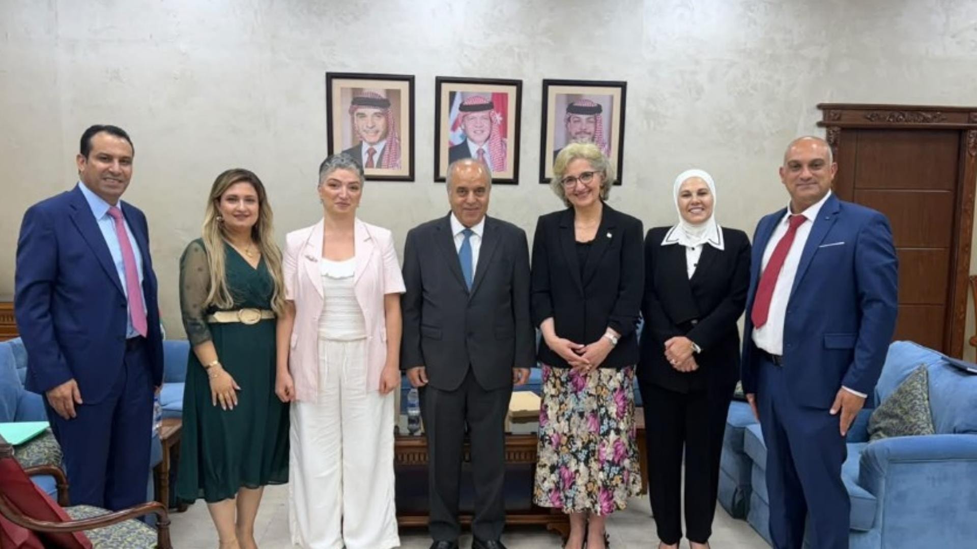 وزيرة التربية تزور الاردن